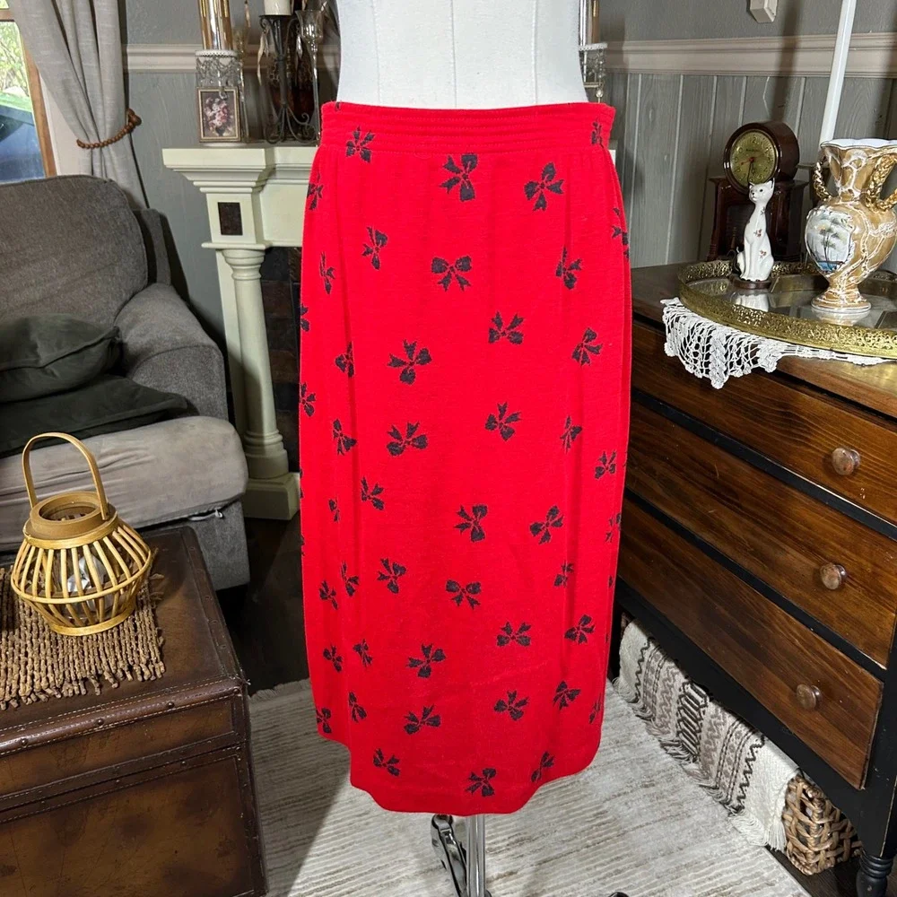 Vtg Red Knit Two Piece Set Bow Print Sweatshirt and Midi Skirt Gray Trim Sz L